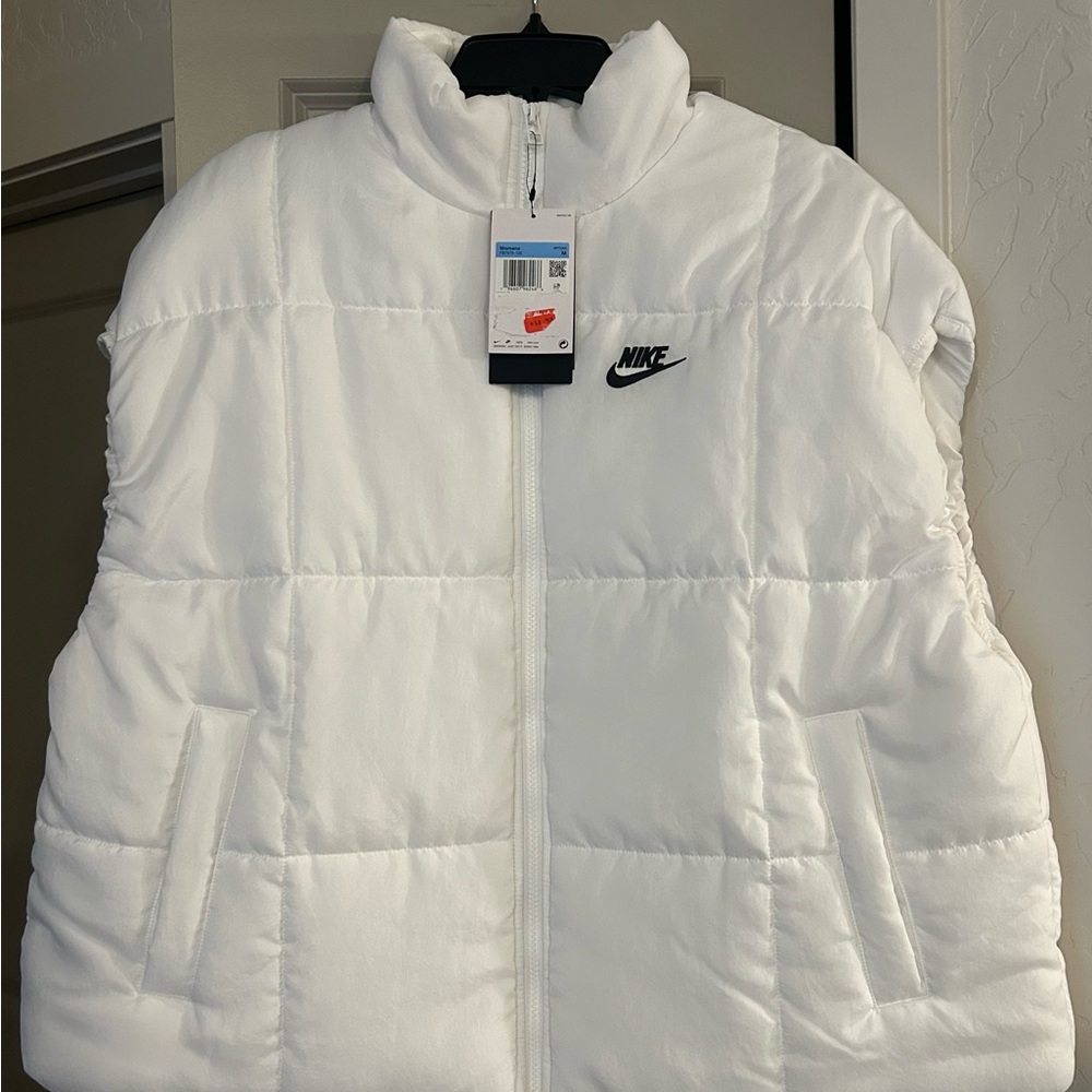 Nike White Oversized Puffer Vest